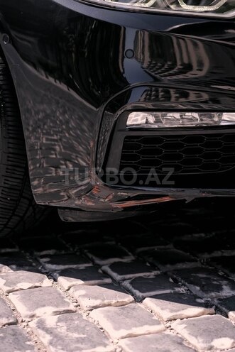 BMW 530e-18