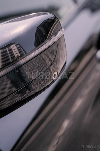 BMW 530e-16