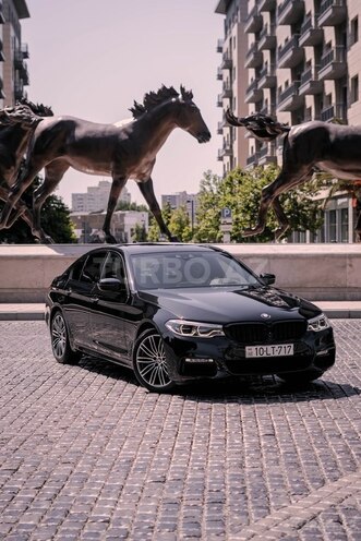 BMW 530e-2