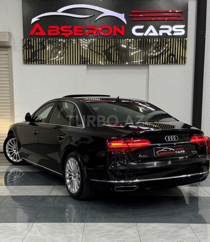 Audi A8-10