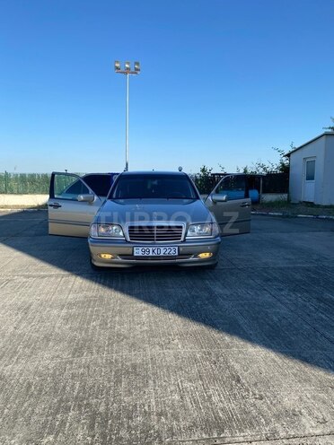 Mercedes C 240-7