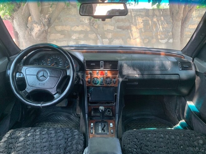 Mercedes C 220-10