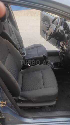 Chevrolet Aveo-8