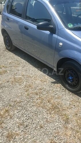 Chevrolet Aveo-10