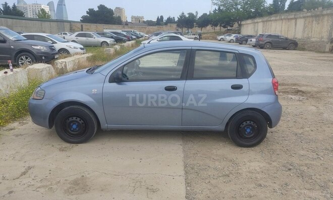Chevrolet Aveo-11