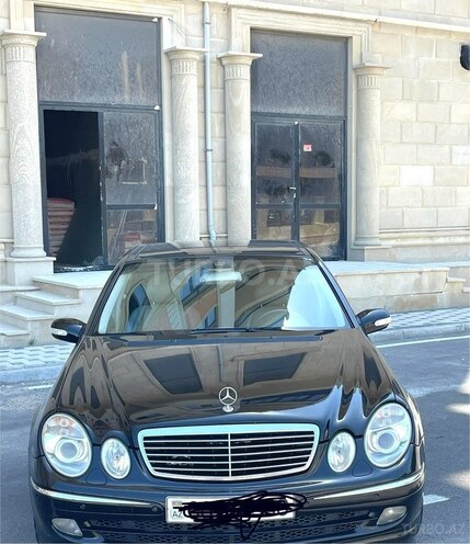 Mercedes E 320-7