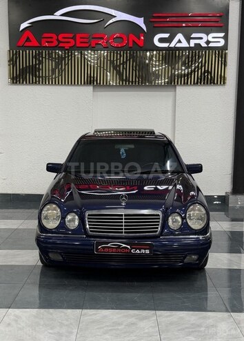 Mercedes E 230-5