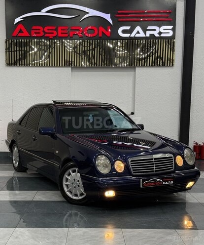 Mercedes E 230-6