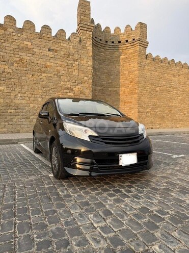 Nissan Note-1