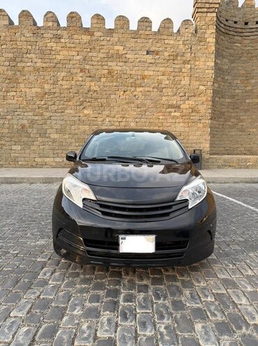 Nissan Note-4