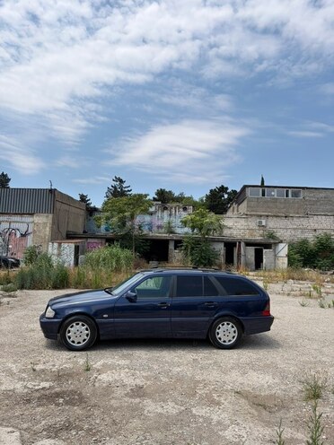 Mercedes C 180-3