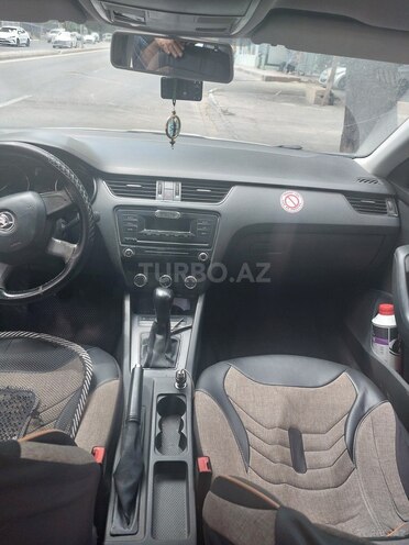 Skoda Octavia-8