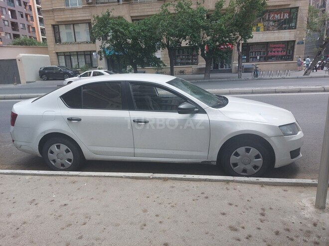 Skoda Octavia-2