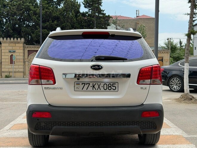 Kia Sorento-2