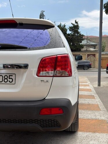 Kia Sorento-5
