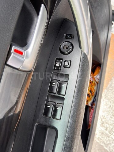Kia Sorento-12