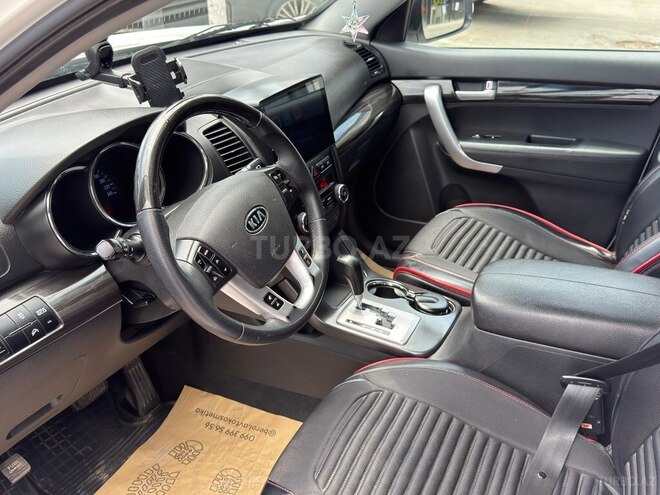 Kia Sorento-10
