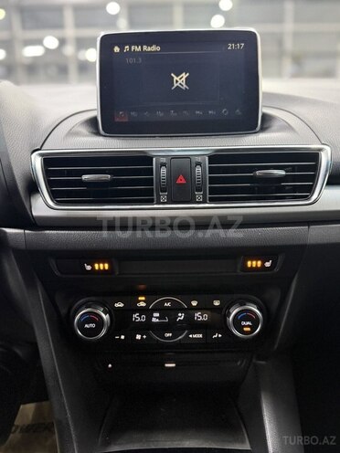 Mazda 3-22