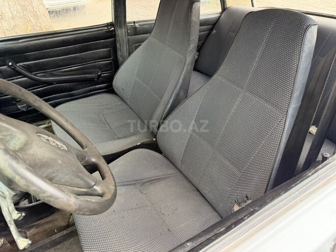 LADA (VAZ) 2107-8