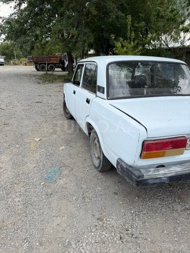 LADA (VAZ) 2107-4