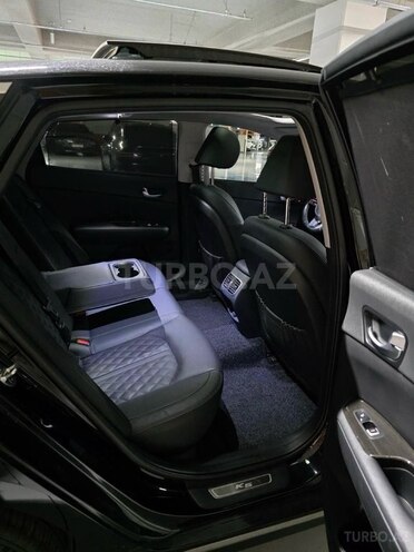 Kia K5-21