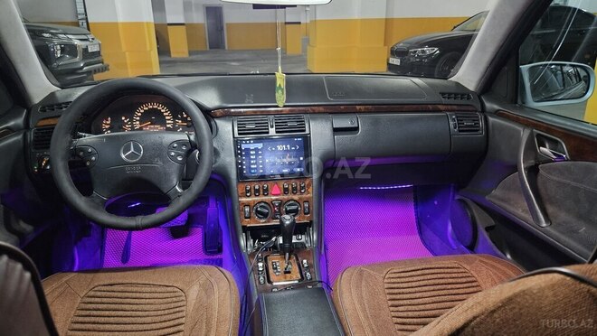 Mercedes E 320-14