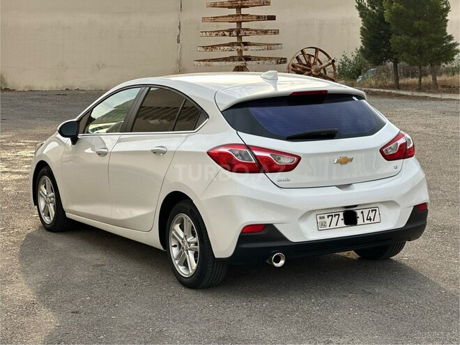 Chevrolet Cruze-8