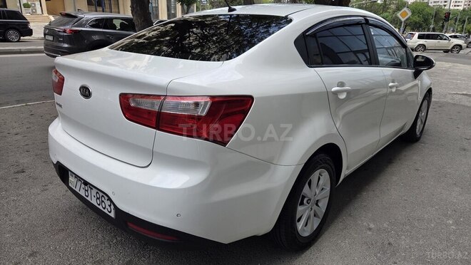 Kia Rio-4