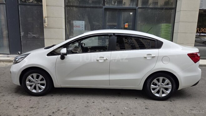 Kia Rio-5