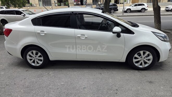 Kia Rio-3