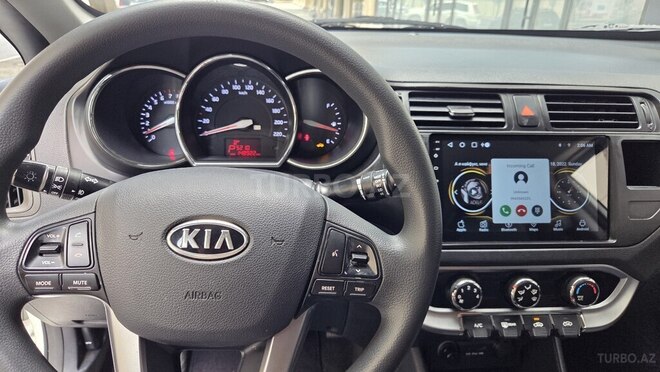 Kia Rio-15
