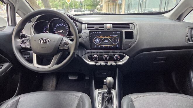 Kia Rio-14