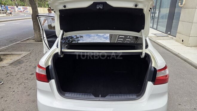 Kia Rio-19