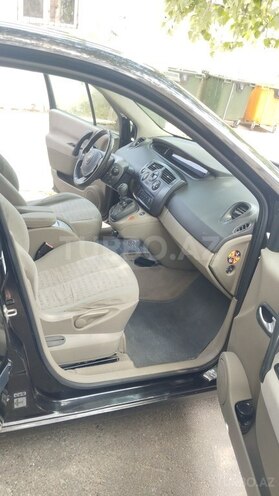 Renault Scenic-5
