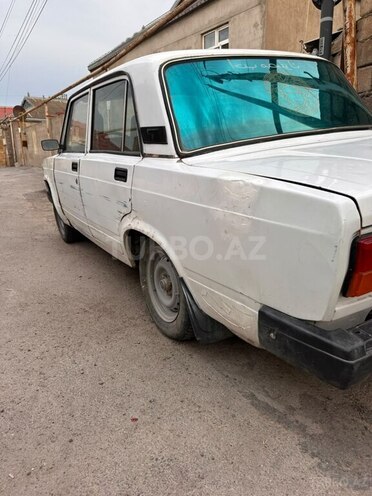 LADA (VAZ) 2107-4