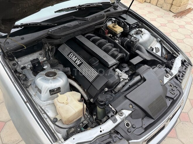 BMW 328-8