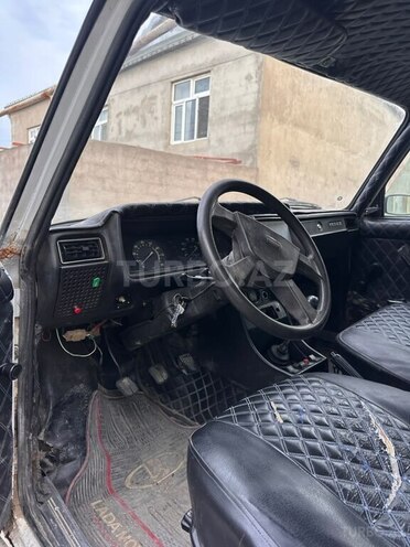 LADA (VAZ) 2107-6