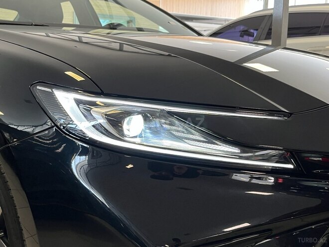 Toyota Camry-7
