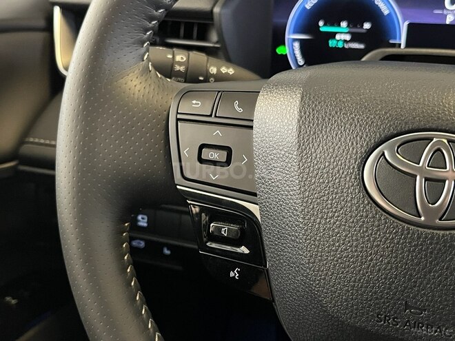 Toyota Camry-16