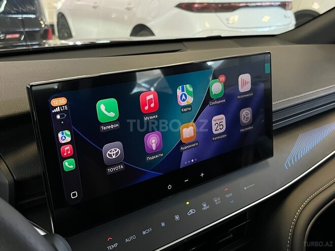 Toyota Camry-18