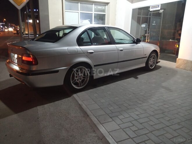 BMW 525-12
