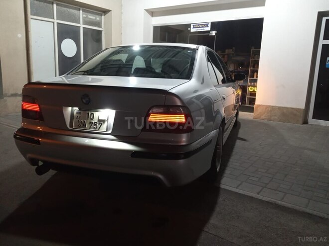 BMW 525-11