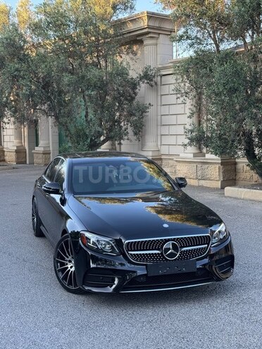 Mercedes E 300-1