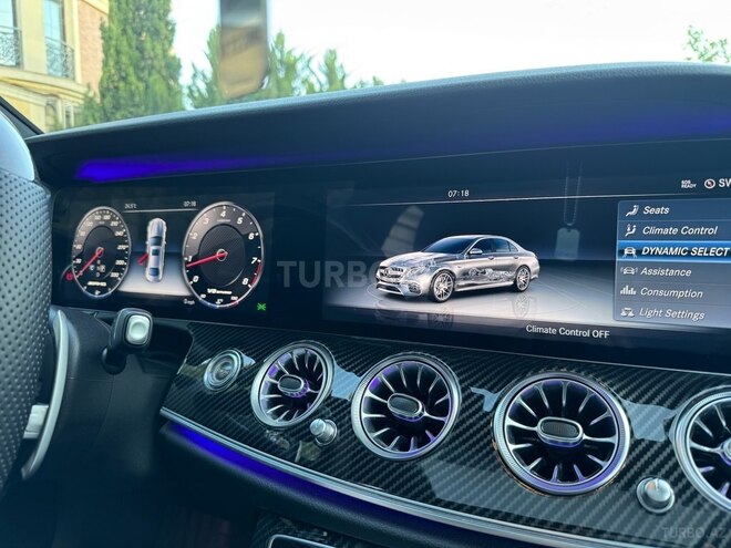 Mercedes E 300-10