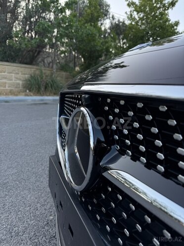 Mercedes E 300-16