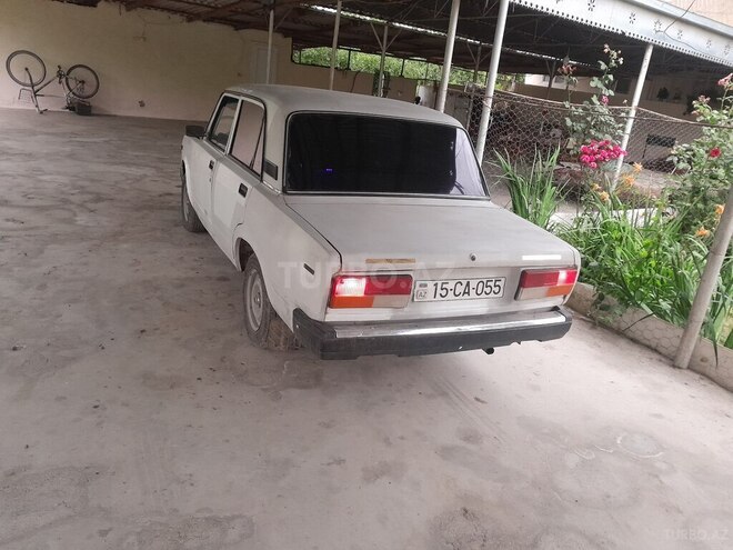 LADA (VAZ) 2107-2