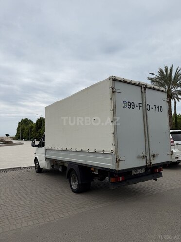 Ford Transit-3