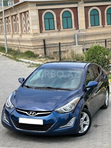 Hyundai Elantra-4
