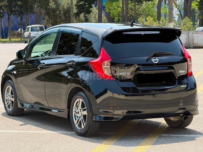 Nissan Note-10