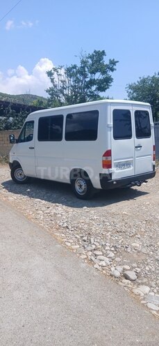 Mercedes Sprinter 208-7